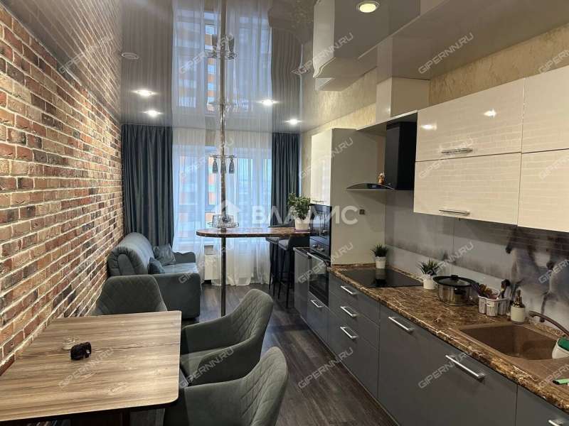 трёхкомнатная квартира на Украинской улице дом 50