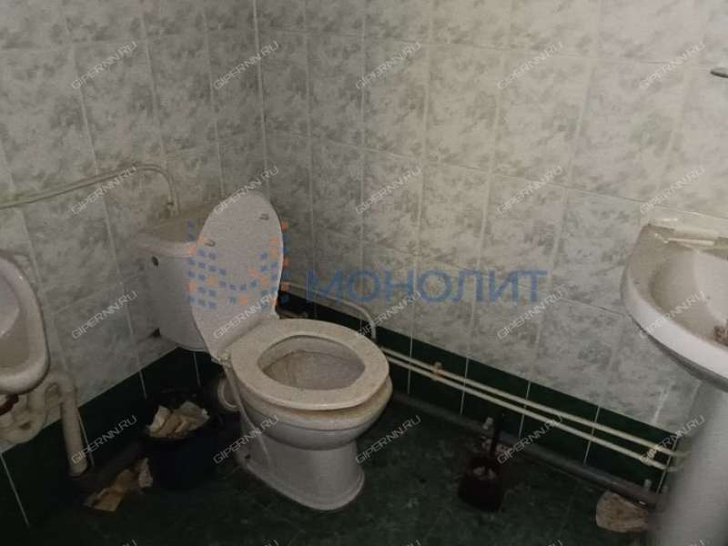 шестикомнатная квартира на улице Политбойцов дом 16