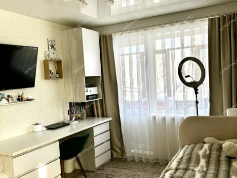 3-komnatnaya-ul-burevestnika-d-16 фото