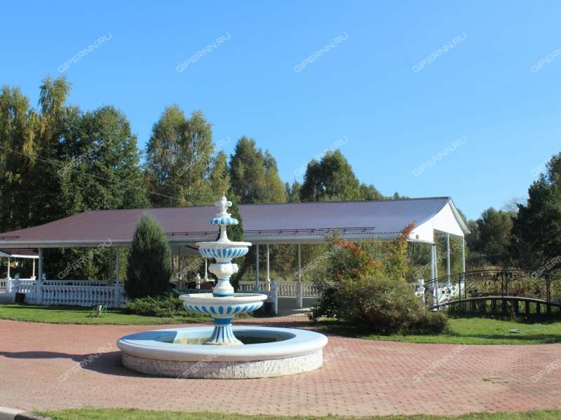 имущественный комплекс под недвижимость под гостиничный бизнес на  деревня Хмелевка