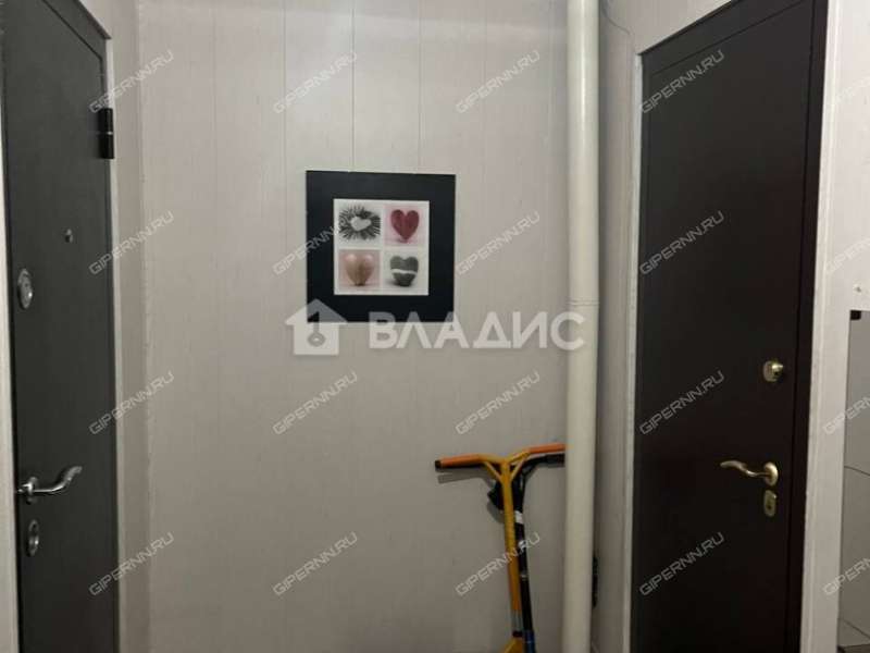 трёхкомнатная квартира на Красноуральской улице дом 3А