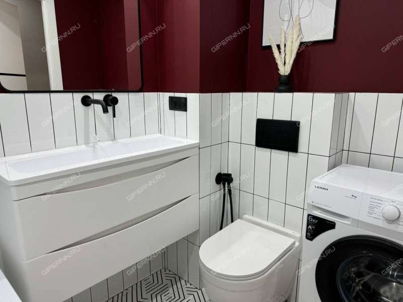 двухкомнатная квартира на улице Плотникова дом 5