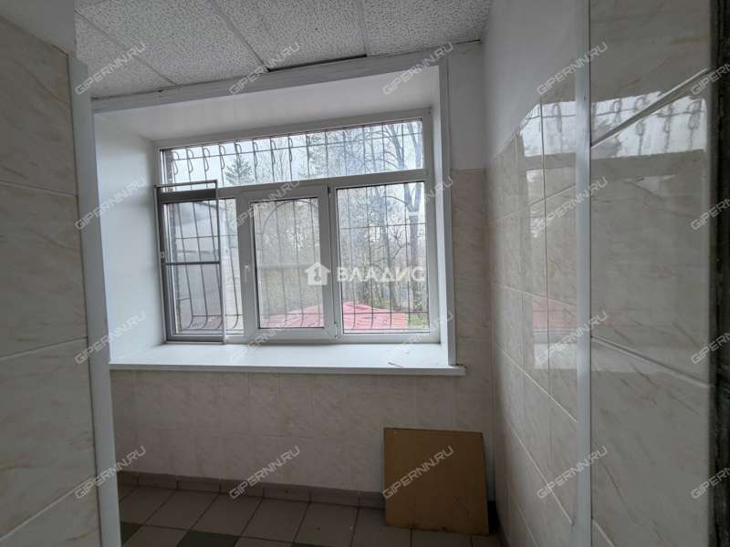 помещение под помещение свободного назначения на улице 40 лет Октября