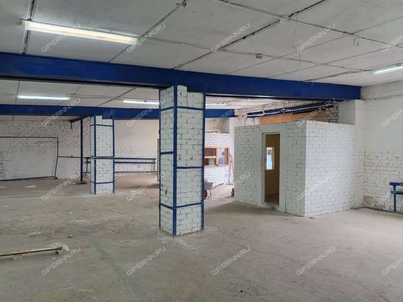 помещение под склад на Замкнутой улице