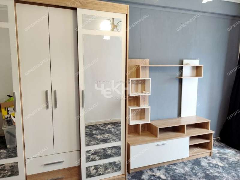 однокомнатная квартира на улице Октябрьской Революции дом 56