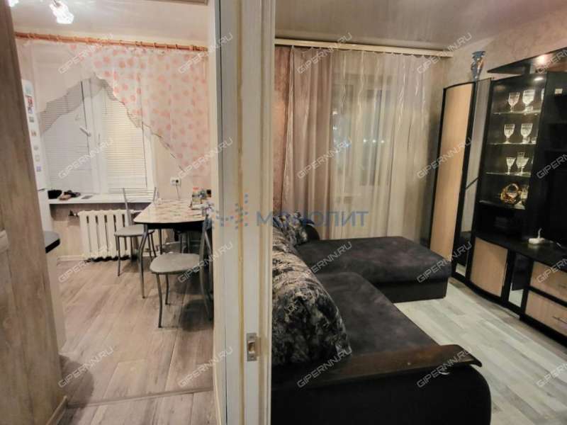 двухкомнатная квартира на улице Героя Советского Союза Поющева дом 25