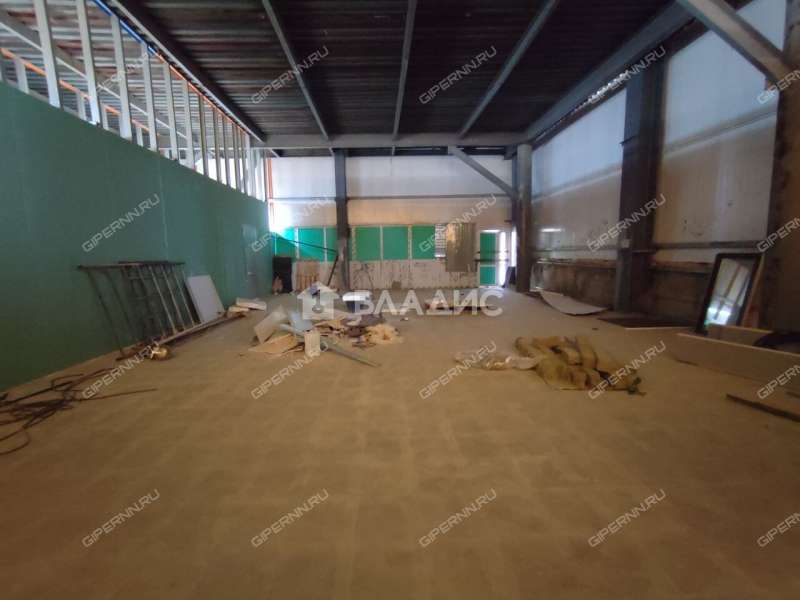 здание под офис, торговую площадь на улице Никитина