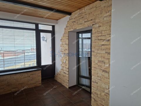 4-komnatnaya-ul-rodionova-d-197-k1 фото