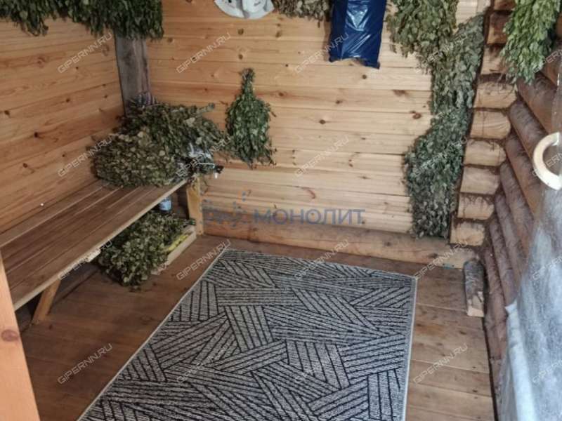 дом на улице Контак город Урень