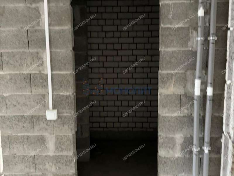 четырёхкомнатная квартира на Полтавской улице дом 15