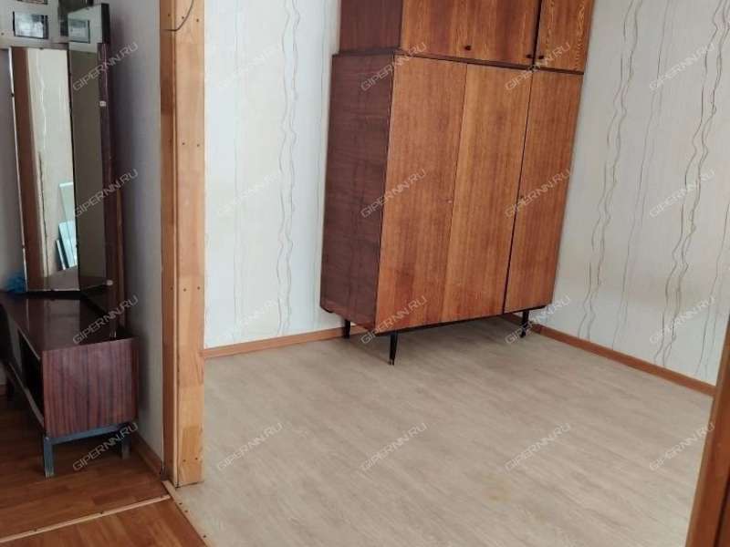 однокомнатная квартира на проспекте Кирова дом 16