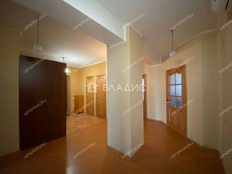 трёхкомнатная квартира на Казанском шоссе дом 16