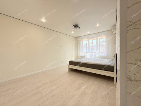 1-komnatnaya-ul-pavla-mochalova-d-4 фото