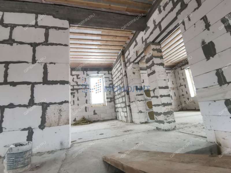 дом на  деревня Фроловское