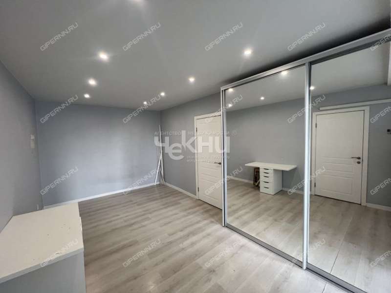 трёхкомнатная квартира на Трудовой улице дом 25