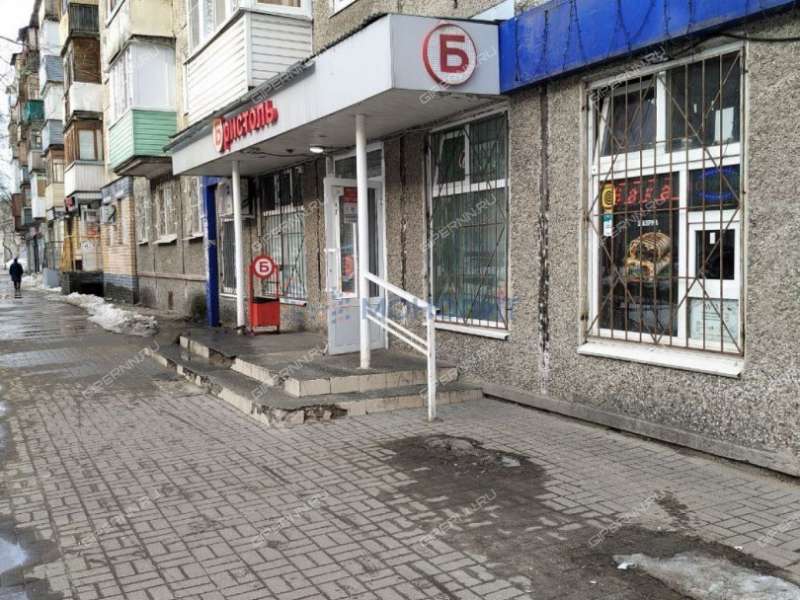 помещение под торговую площадь на улице Дружаева