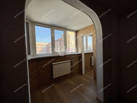 3-komnatnaya-ul-kosmonavta-komarova-d-2-k1 фото