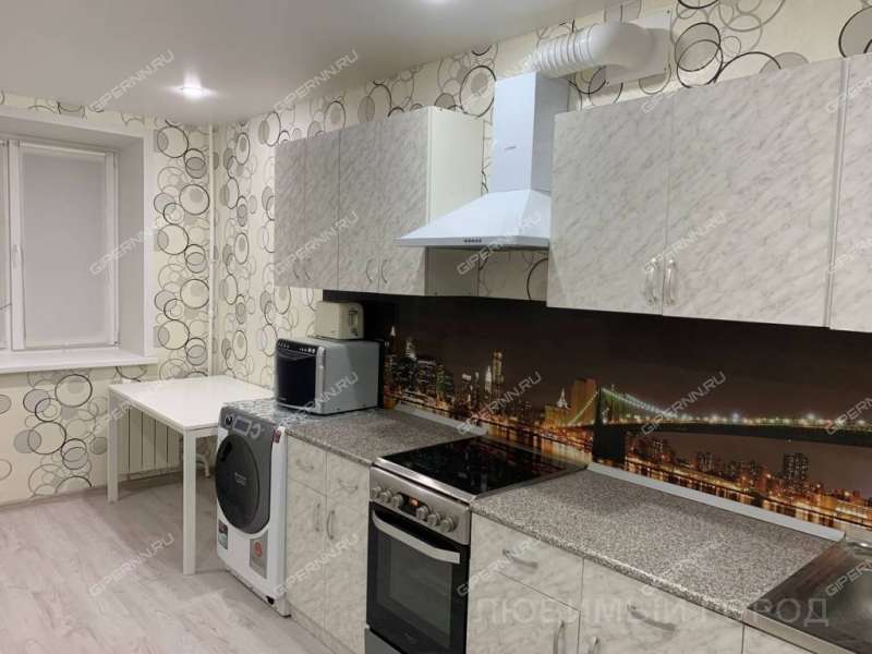 четырёхкомнатная квартира на улице Белинского дом 93