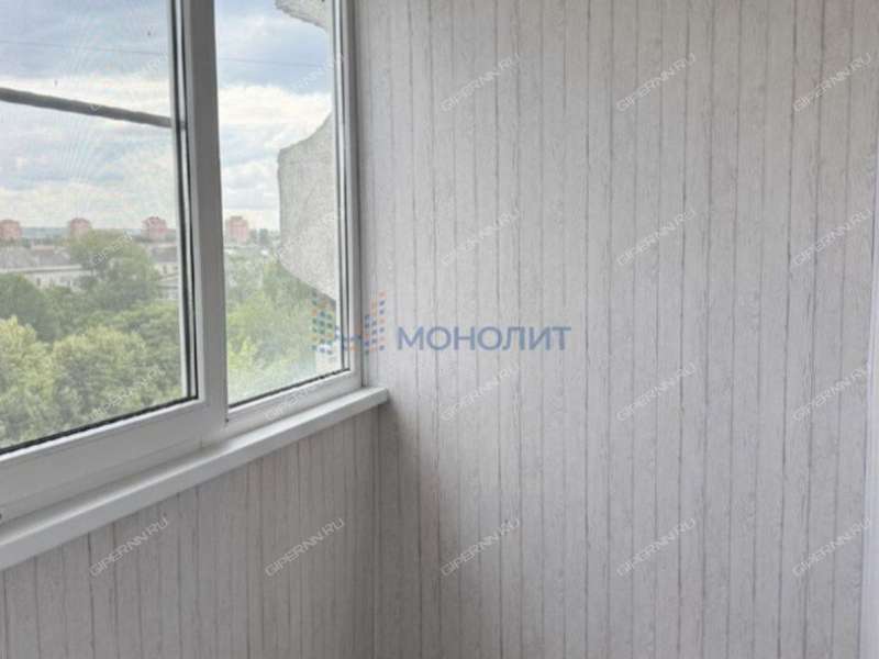 трёхкомнатная квартира на улице Ватутина дом 16А