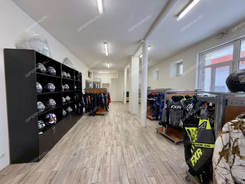 здание под торговую площадь, недвижимость под автобизнес на Магистральной улице деревня Афонино