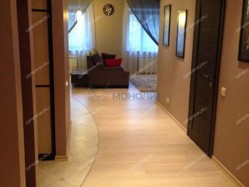 четырёхкомнатная квартира на улице Бонч-Бруевича дом 8А