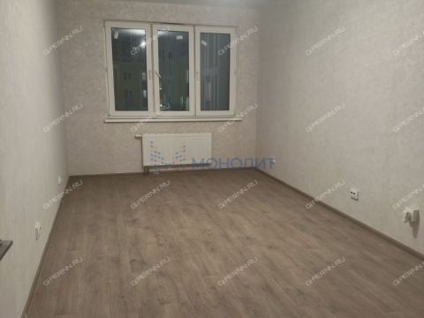 3-komnatnaya-ul-romantikov-d-13 фото