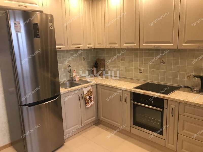 двухкомнатная квартира на улице Верхнепечёрская дом 13 к1