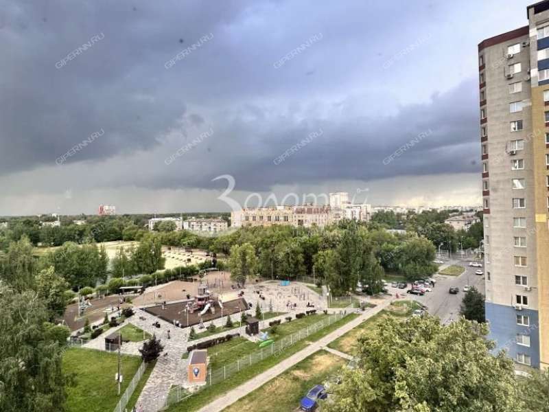 трёхкомнатная квартира на Молодёжном проспекте дом 31/2