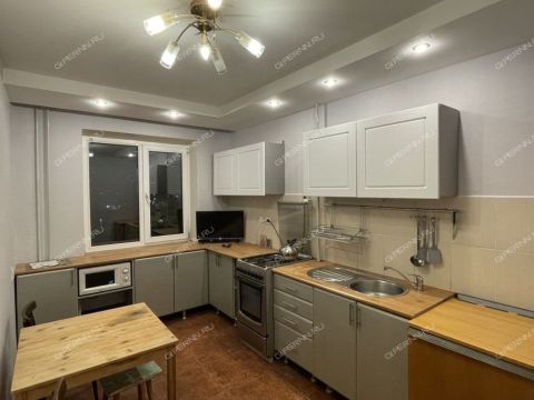 3-komnatnaya-ul-sergeya-akimova-d-23 фото