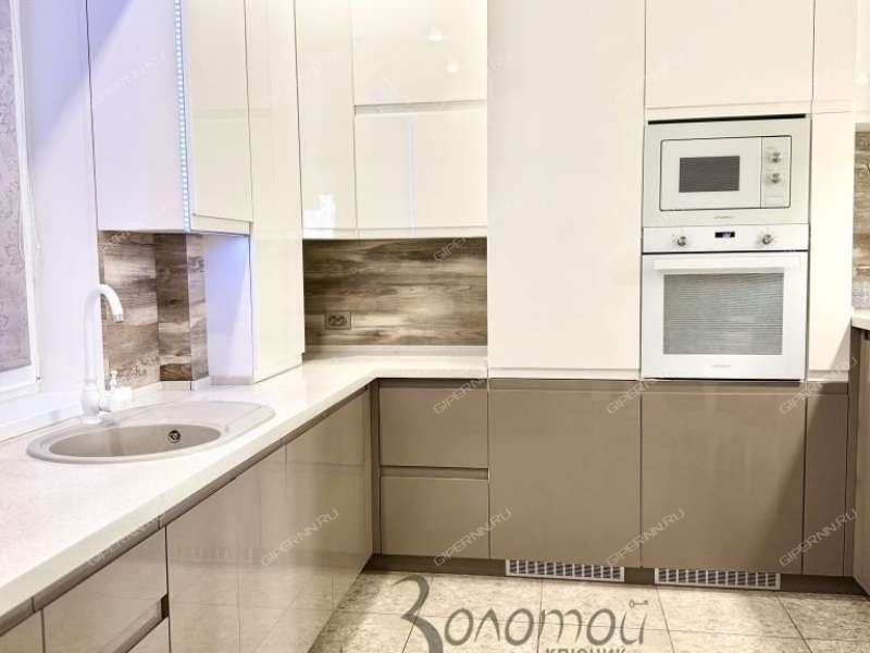 дом на Молодежной улице деревня Хватково