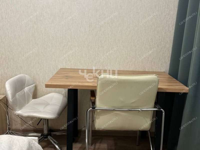 однокомнатная квартира на улице Романтиков дом 1