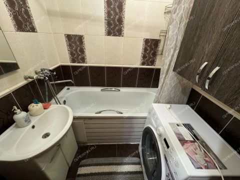 1-komnatnaya-ul-geroya-sovetskogo-soyuza-prygunova-d-29 фото