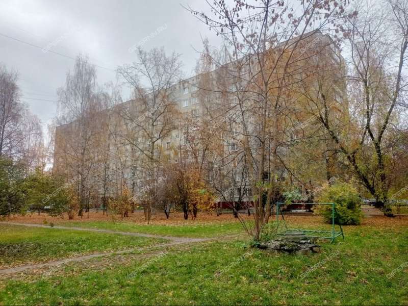 трёхкомнатная квартира на Космической улице дом 58