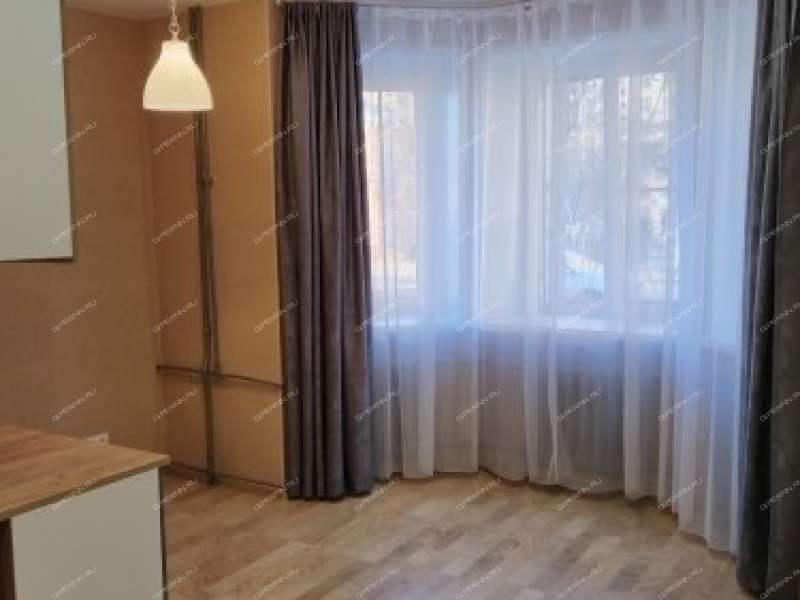 квартира-студия на улице Страж Революции дом 17