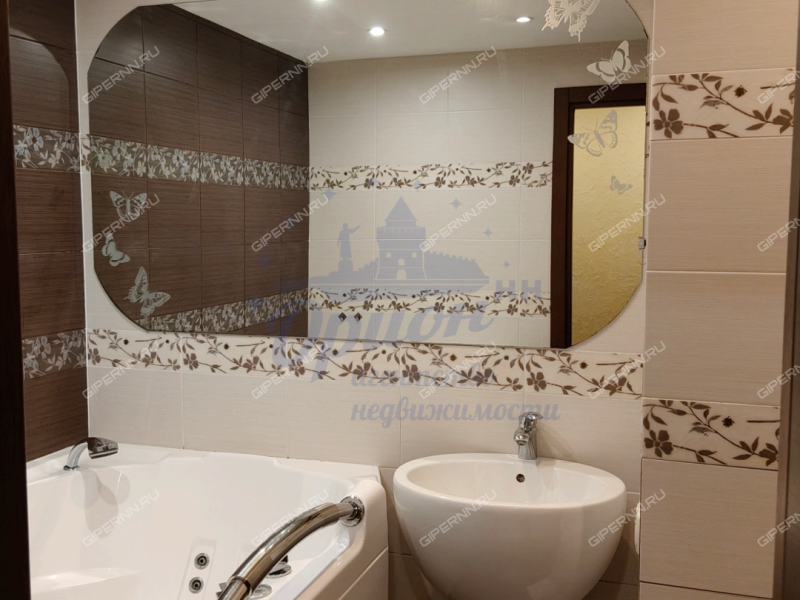 трёхкомнатная квартира на улице Маршала Казакова дом 8, к1