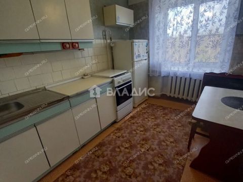3-komnatnaya-gorod-vetluga-vetluzhskiy-rayon фото