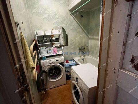 ul-kosmonavta-komarova-d-13a фото