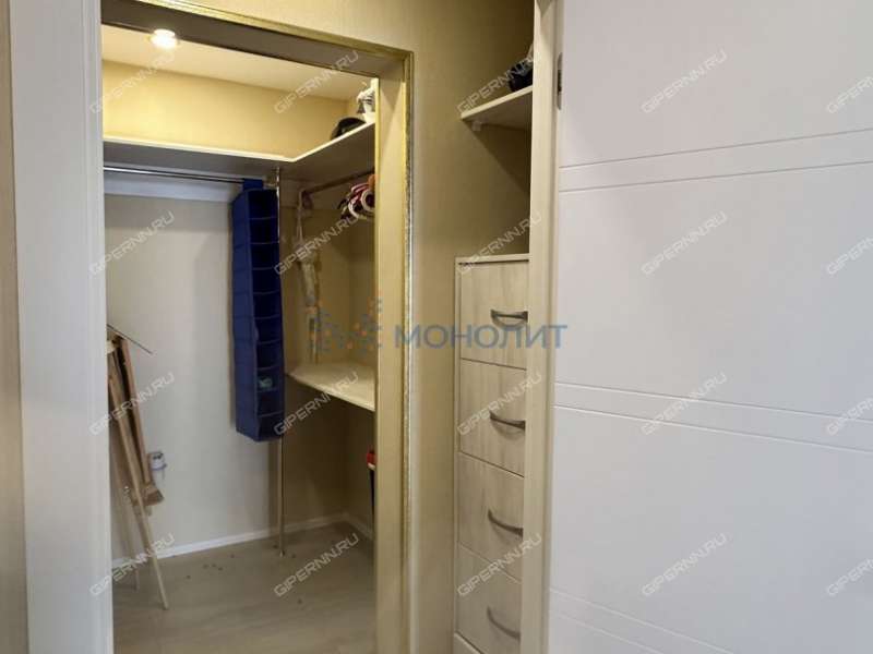 трёхкомнатная квартира на Мещерском бульваре дом 9