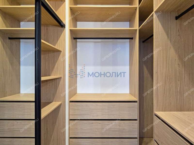 трёхкомнатная квартира на Большей Печёрской улице дом 89