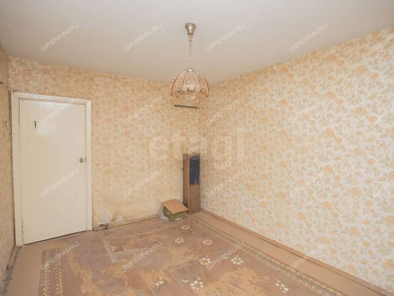 трёхкомнатная квартира на улице Маршала Голованова дом 33