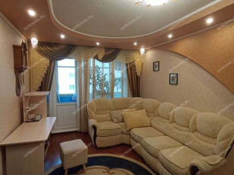 4-komnatnaya-ul-burdenko-d-19 фото