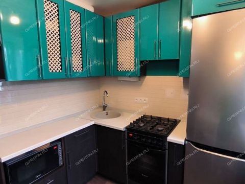 1-komnatnaya-ul-geroya-samochkina-d-11 фото