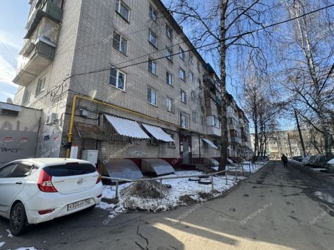 2-komnatnaya-ul-makovskogo-d-21 фото