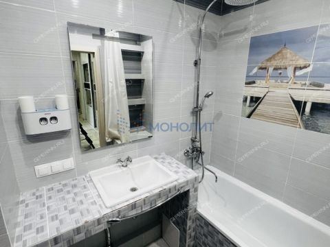 2-komnatnaya-b-r-yuzhnyy-d-20 фото