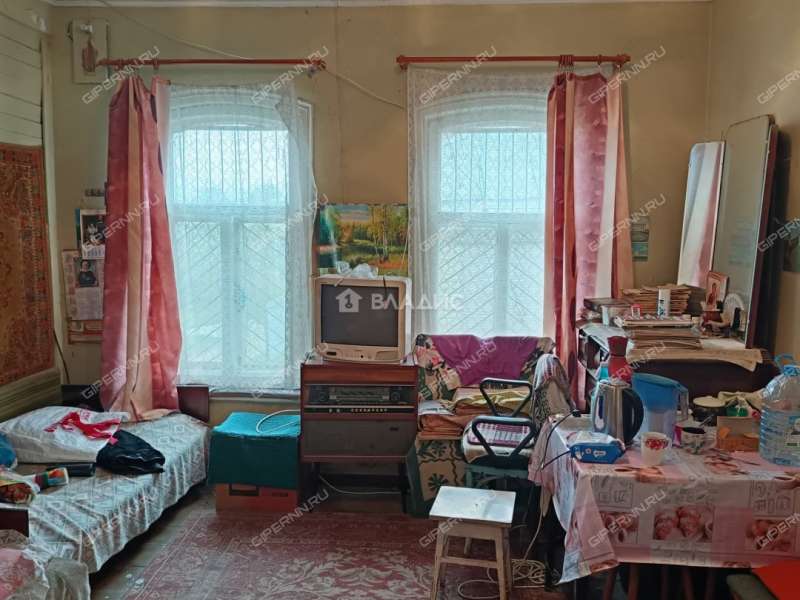 дом на улице Сутырина посёлок Ленинская Слобода