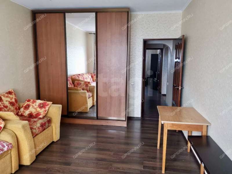 двухкомнатная квартира на улице Родионова дом 27