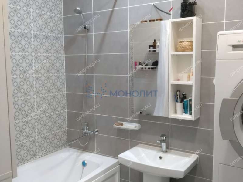 двухкомнатная квартира на улице Александра Хохлова дом 7