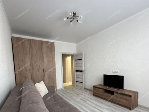 1-komnatnaya-b-r-60-letiya-oktyabrya-d-5a фото