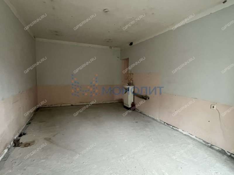 помещение под торговую площадь, недвижимость под общепит на улице Верхнепечёрская