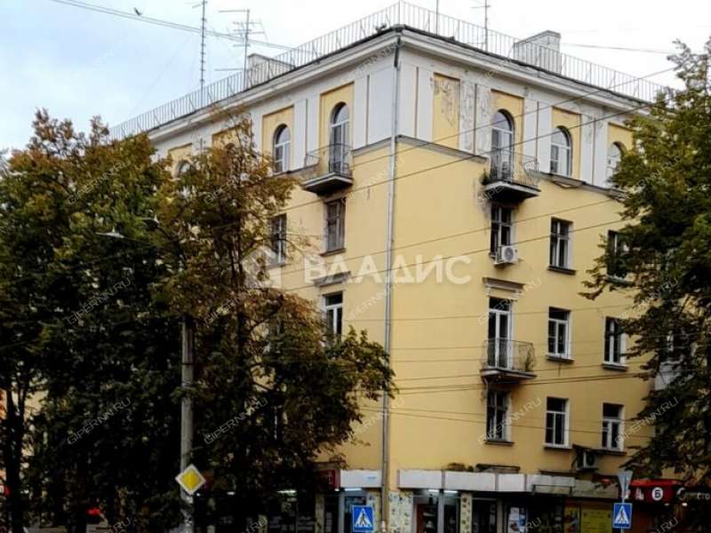 помещение под торговую площадь на улице Ватутина